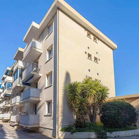 Les Amandiers-1 By Interhome *